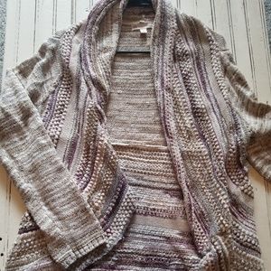 Ruffled cardigan